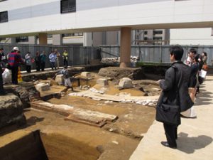調査見学会「北海道式古墳」の発掘